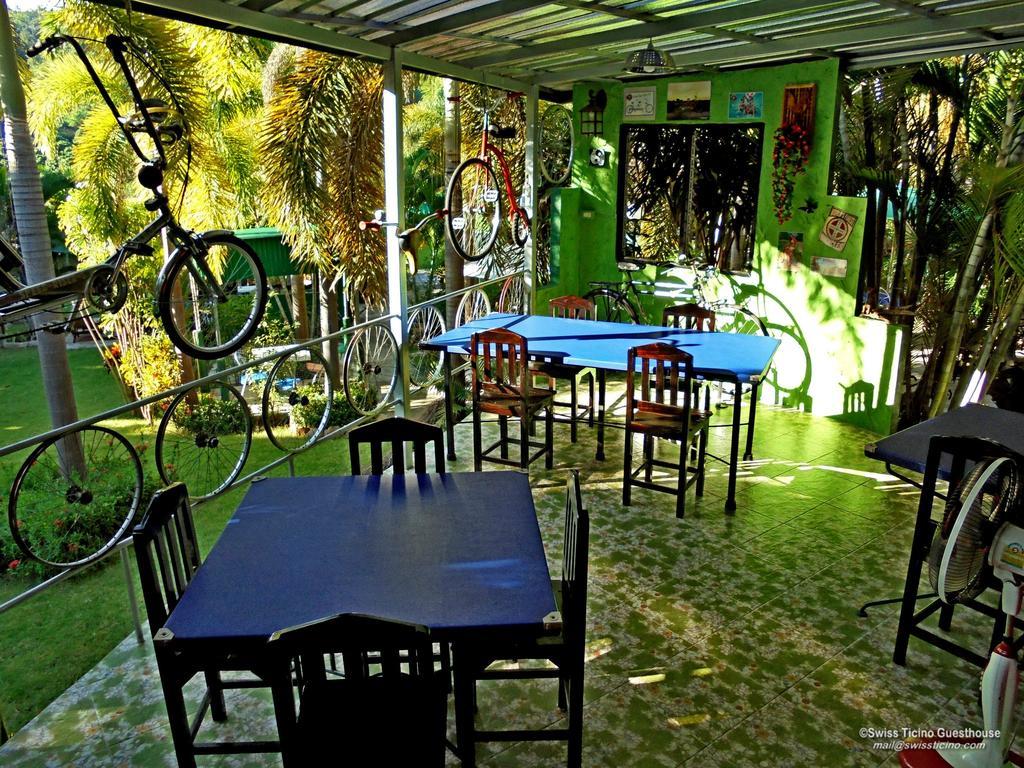 Swiss Ticino Guesthouse & Restaurant Mae Wang Exterior foto